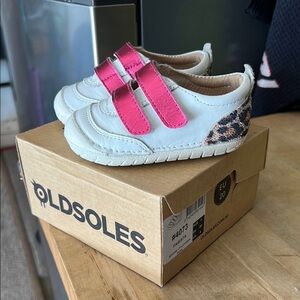Old Soles Baby Girl Pink and Leopard Shoes Size 4